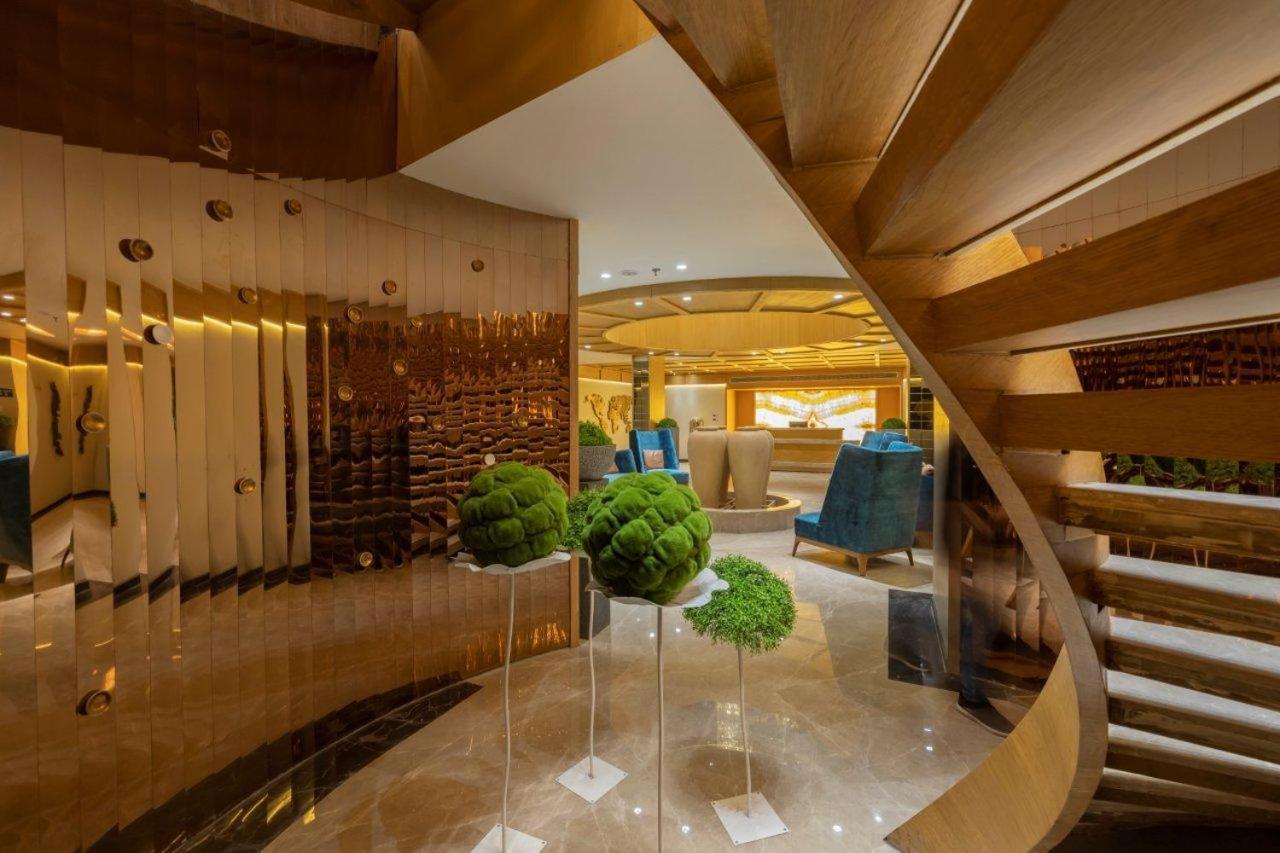 Sarovar Portico Morbi Екстер'єр фото