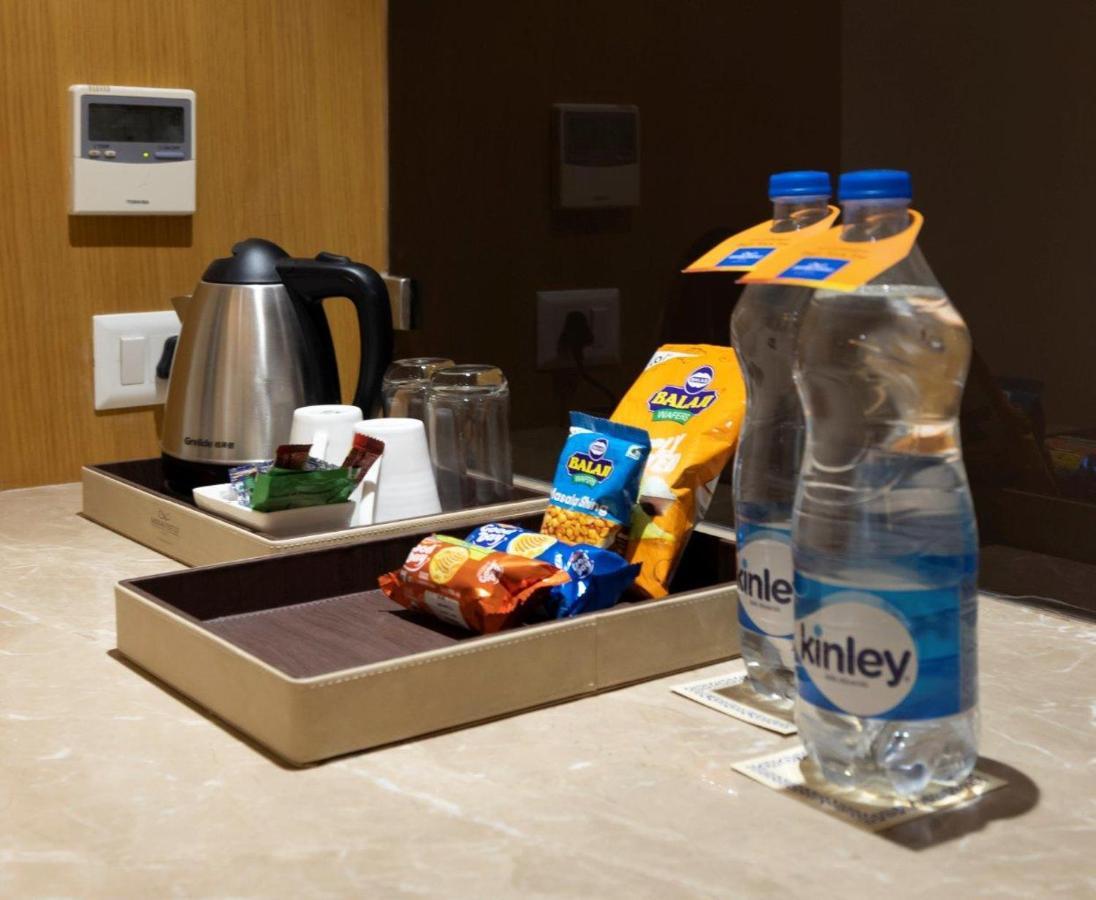Sarovar Portico Morbi Екстер'єр фото