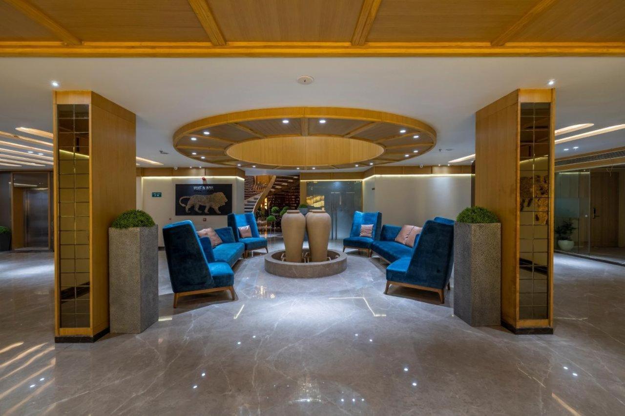 Sarovar Portico Morbi Екстер'єр фото