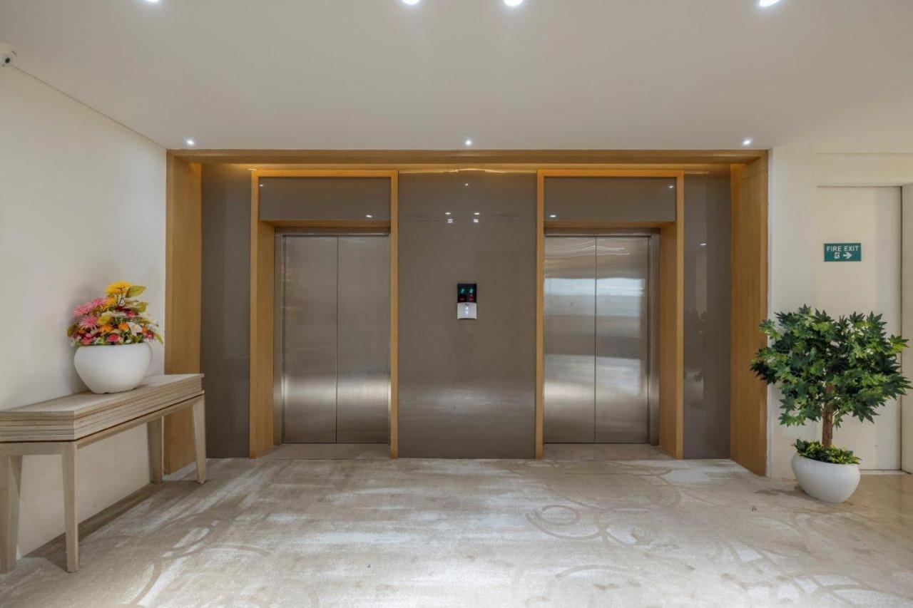 Sarovar Portico Morbi Екстер'єр фото