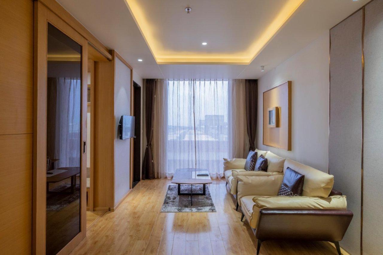 Sarovar Portico Morbi Екстер'єр фото
