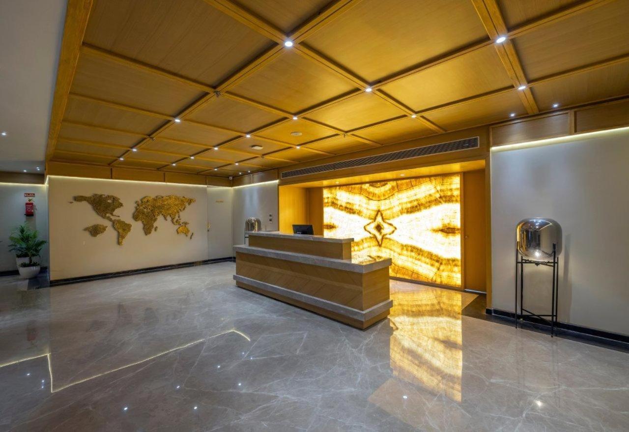 Sarovar Portico Morbi Екстер'єр фото