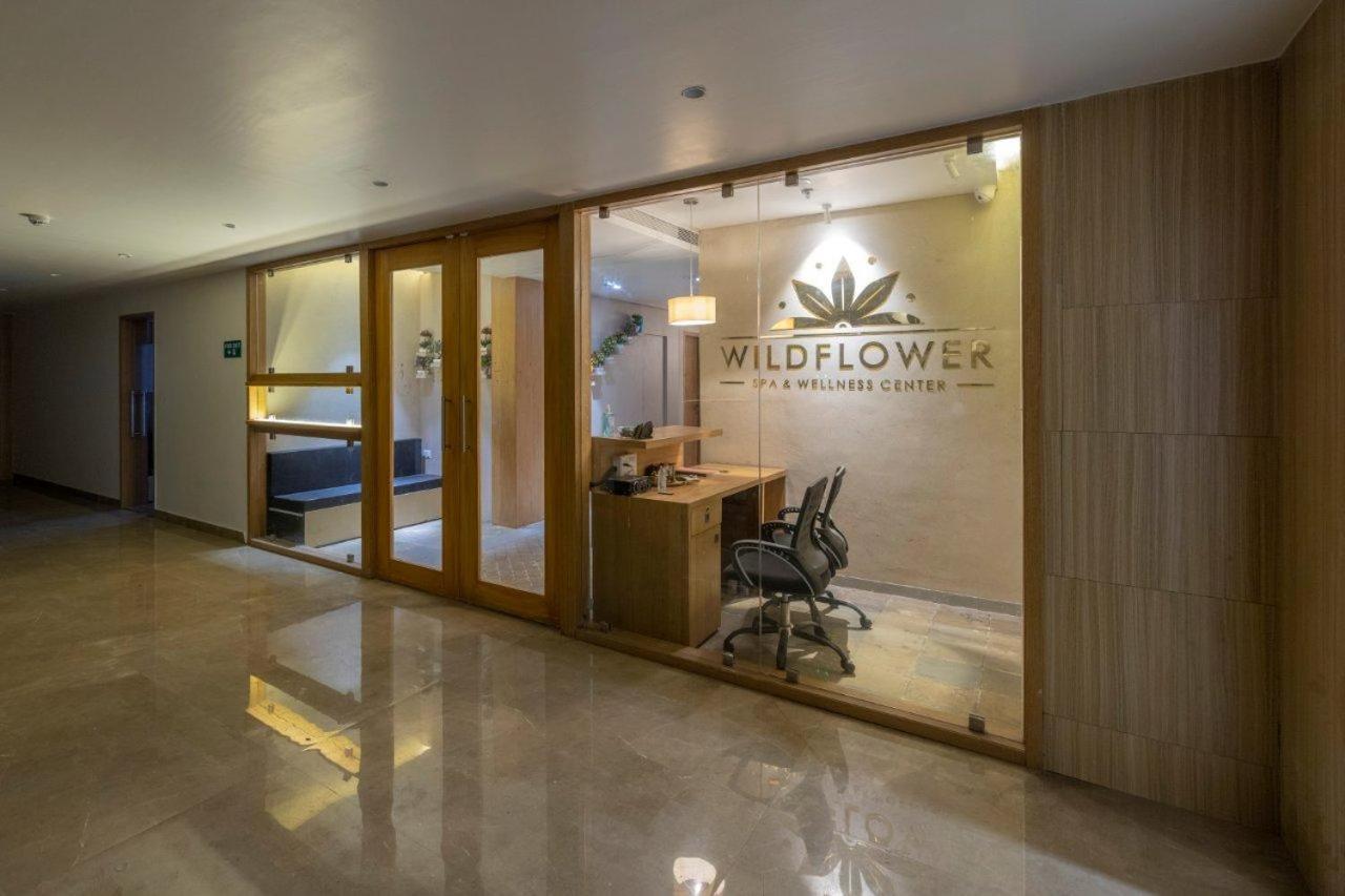 Sarovar Portico Morbi Екстер'єр фото