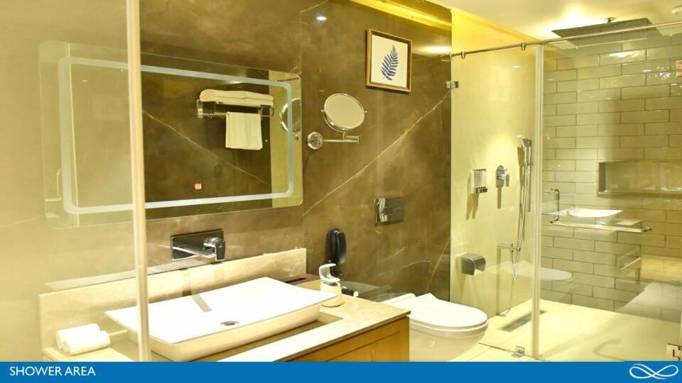 Sarovar Portico Morbi Екстер'єр фото
